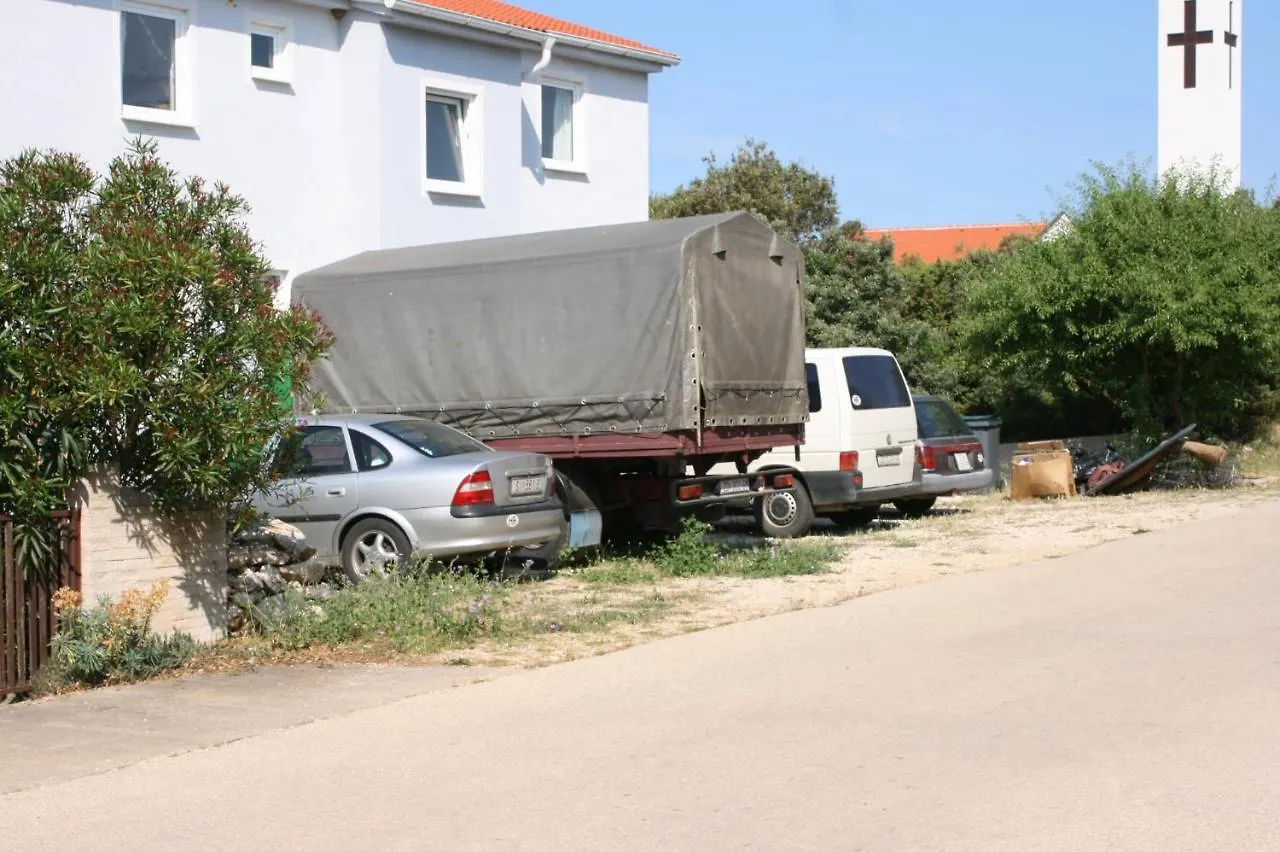 Apartment Mandre 6405B Kolan 0*,  Croazia