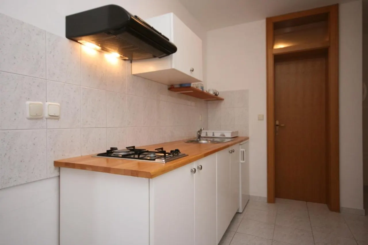 Apartment Mandre 6405B Kolan